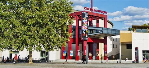Entré de la Cité de la musique